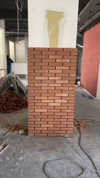 Réalisation de sols et murs techniques pour brasserie- Étrembières