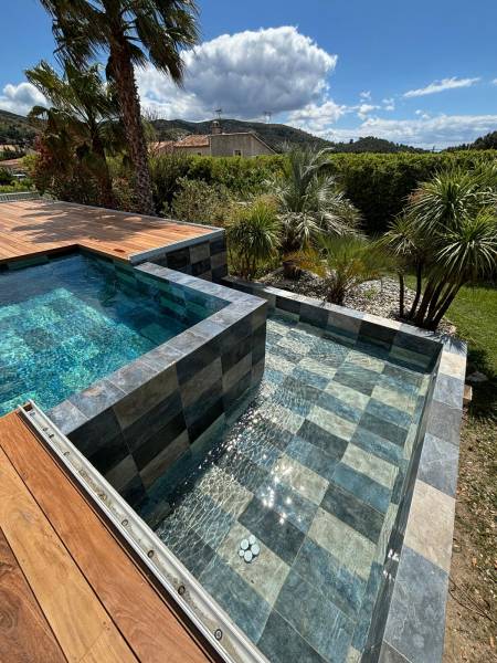 Rénovation d’une piscine à débordement – Le Rove