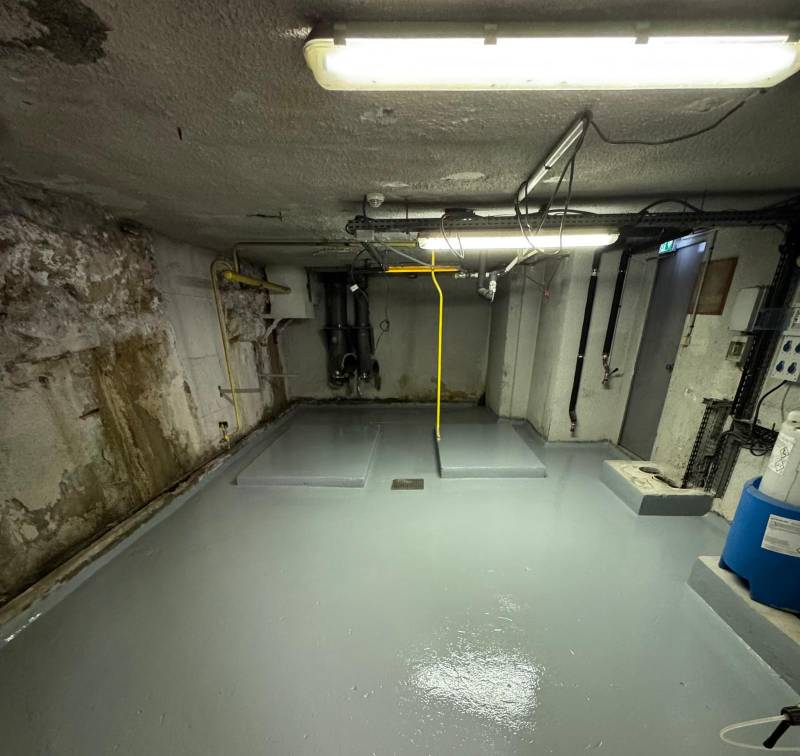 peinture de sol Epoxy dans un sanitaire